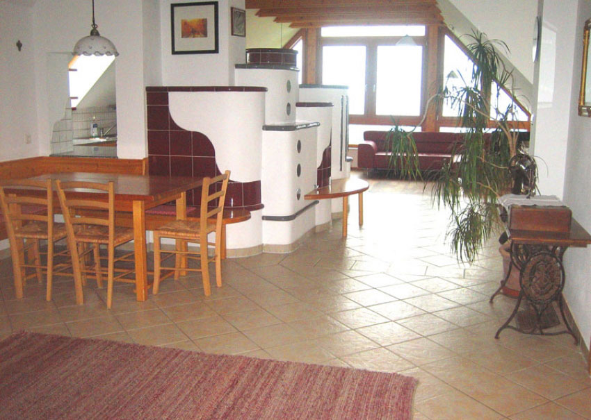 Blick in den Wohnraum des Appartements